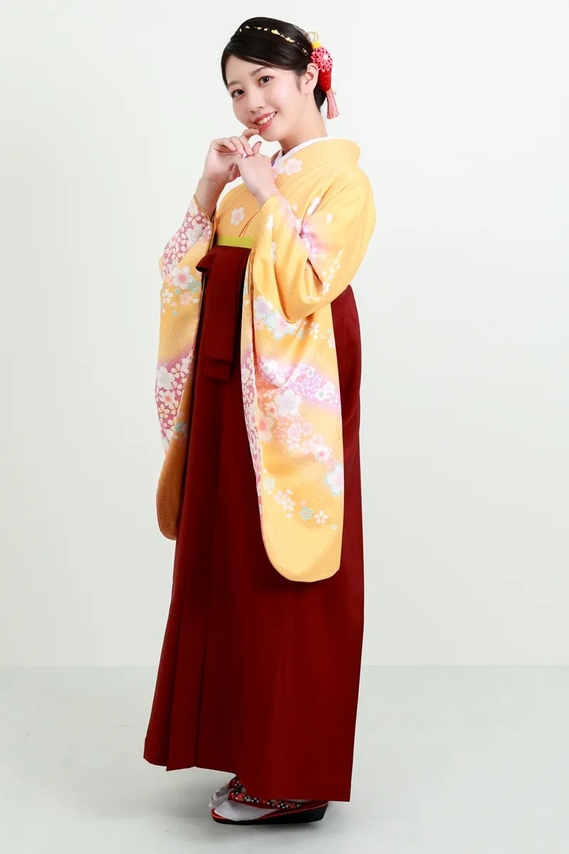 着物】キイロにフジピンクサクラ+【袴】エンジ│27,500円で安心・安全