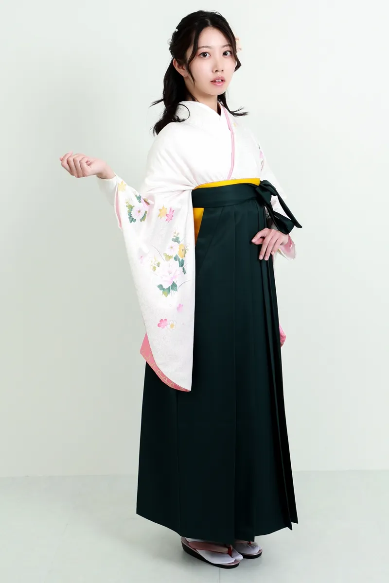 【卒業式袴レンタル/人気/安い/先生/通販レンタル】古典上品知的シンプル清楚菊牡丹(オシャレ)　白/ピンク/緑　DDD754_FMI005